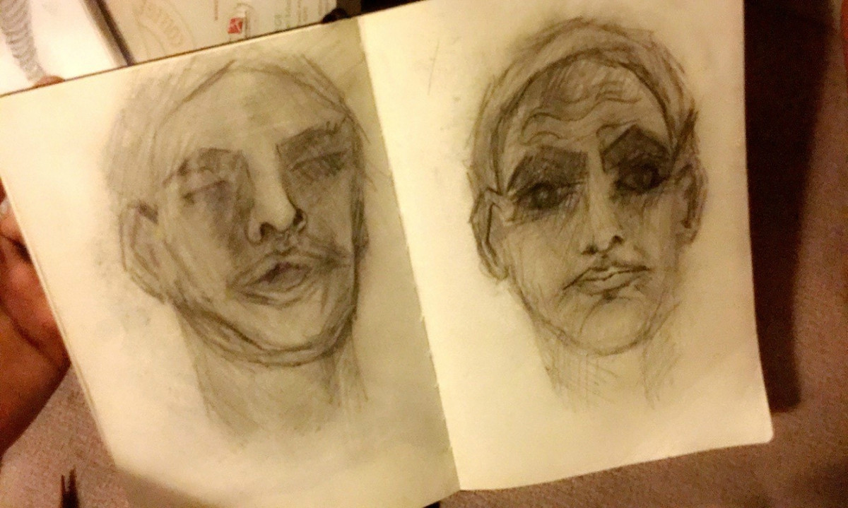 Khi nhìn thấy bức vẽ gương mặt người đàn ông, bệnh nhân kinh ngạc nói với bác sĩ rằng bản thân cũng nằm mơ thấy khuôn mặt bí ẩn ấy.