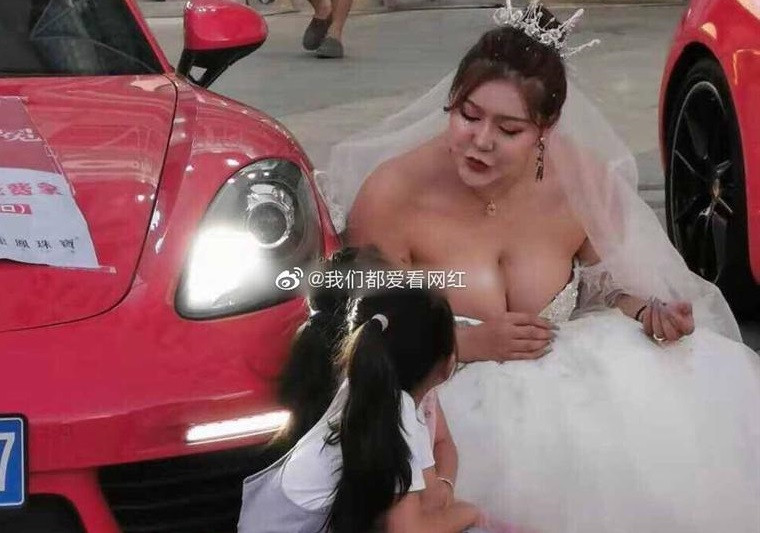 Hotgirl hop hon voi nhan sac cuc pham nhung dung nhan that thi het hon-Hinh-4