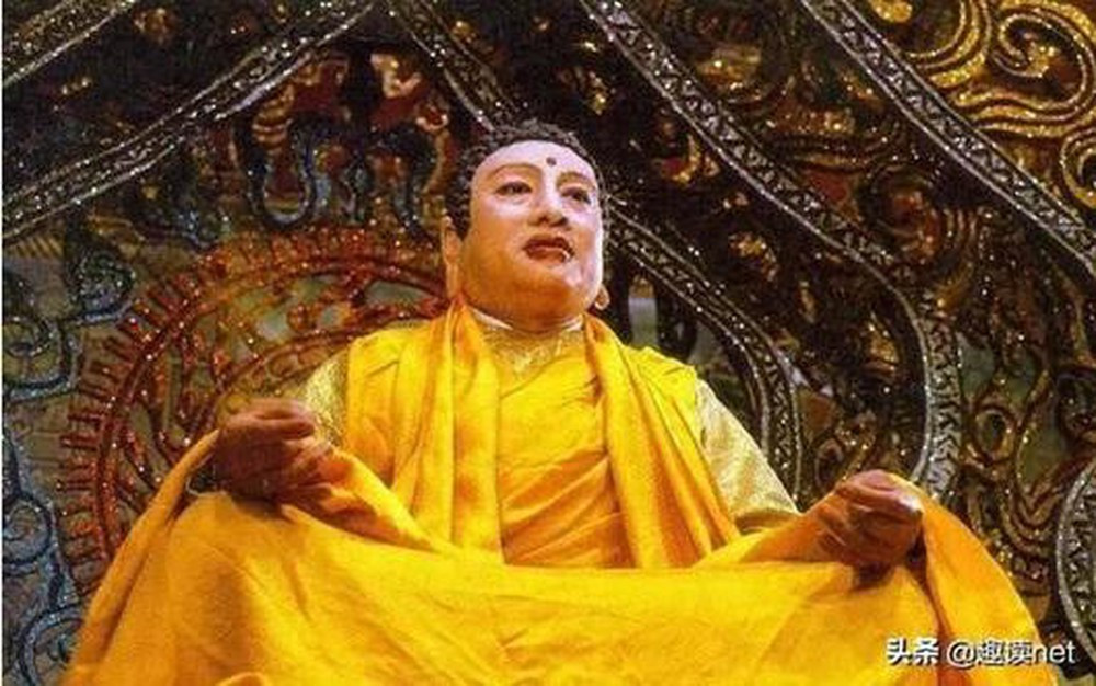 Ba là tuệ nhãn của Như Lai Phật Tổ. Trong Tây Du Ký, khi mọi binh khí bị Thanh Ngưu Tinh dùng Kim Cang Trác hút lấy mất, Ngộ Không đã đến Linh Sơn xin Như Lai Phật Tổ giúp.