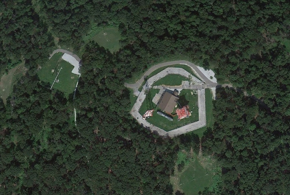 Căn hầm tuyệt mật này từng được cựu Phó Tổng thống Mỹ Dick Cheney dùng để ẩn náu sau vụ khủng bố 11/9/2001.