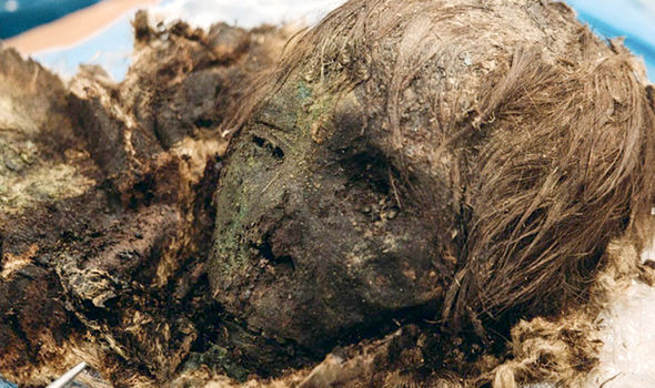 Thêm nữa, bộ răng của xác ướp cũng được bảo quản tốt nên còn gần như vẹn nguyên.