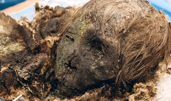 Thêm nữa, bộ răng của xác ướp cũng được bảo quản tốt nên còn gần như vẹn nguyên.