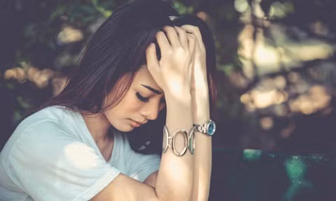 Mẹ anh can thiệp cả vào chuyện chăn gối của chúng tôi Me anh can thiep ca vao chuyen chan goi cua chung toi