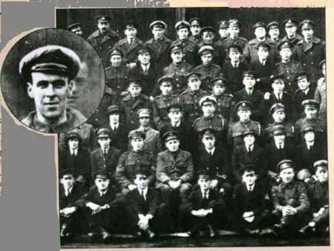 Victor Goddard là người đã chụp bức ảnh tập thể của lực lượng Không quân Hoàng gia năm 1919. Điều kỳ lạ trong bức ảnh này là sự xuất hiện của một khuôn mặt giống hệt với người thợ cơ khí Freddy Jackson đã chết 2 ngày trước. Ngoài ra, bức ảnh này cũng được chụp vào đúng hôm tang lễ của người thợ cơ khí này diễn ra.