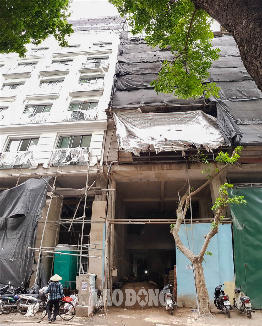 Toa nha 26-28-30 pho Nha Chung xay dung vuot tang, thach thuc chinh quyen-Hinh-6