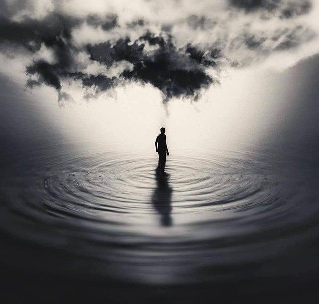 Trường Ðại Học Stanford vừa công bố một nghiên cứu mới nhất cho biết, hàng triệu người – khoảng 2,5% dân số thế giới – vẫn thường bật dậy và lang thang không chủ ý thường xuyên. Khoảng 25% những người mộng du có thể làm hại đến chính mình hoặc tấn công người khác do họ có phản xạ thiếu tự nhiên.