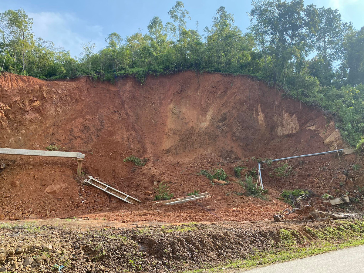 Trao đổi với PV, Đại tá Phạm Tuấn Bằng - Trưởng Công an huyện Văn Lãng cho biết vụ việc đang được điều tra, làm rõ.