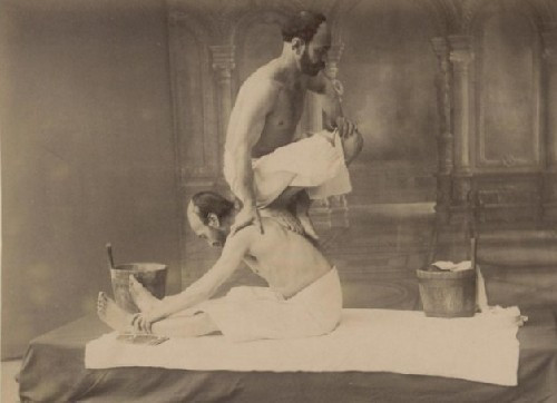 Đây là Phương Đông spa nổi tiếng ở Tbilisi đương thời. Nơi đây là địa chỉ quen thuộc mà giới quý tộc thường lui tới.