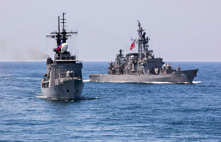 Trong khi đó Hải quân Philippines lại đầu tư khá mạnh cho lực lượng thủy quân lục chiến có quân số khoảng 7.500 binh sĩ trên tổng số 25.370 người có trong biên chế hải quân nước này. Nguồn ảnh: Military Defense Review