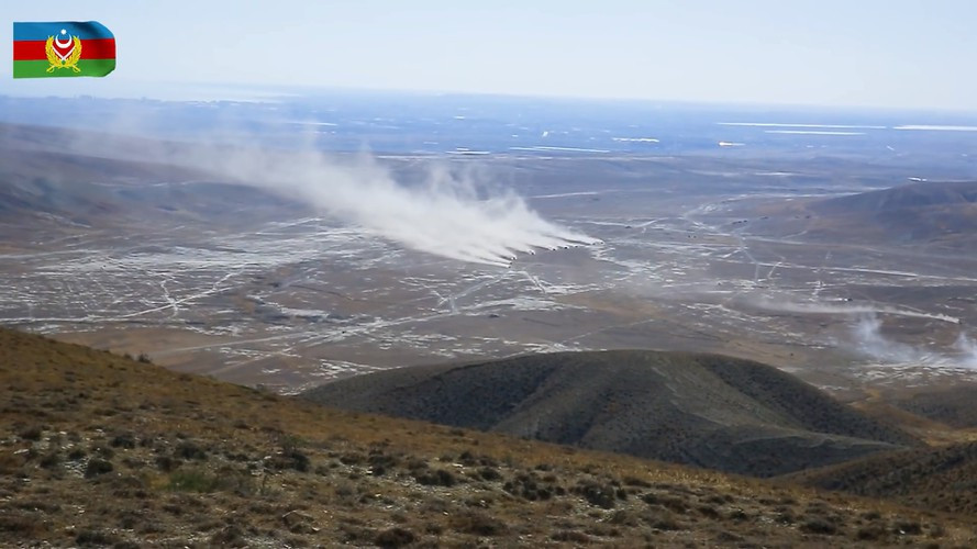 Trang web chính thức của Bộ Quốc phòng Azerbaijan đã công bố những hình ảnh và video ghi lại từ khu vực đào tạo "hoạt động quân sự".