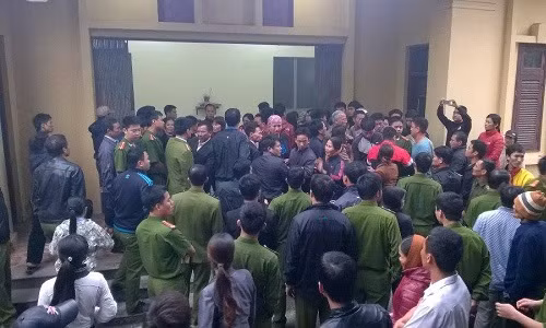 Chet bat thuong tai don CA: Moi lam viec roi giam luon