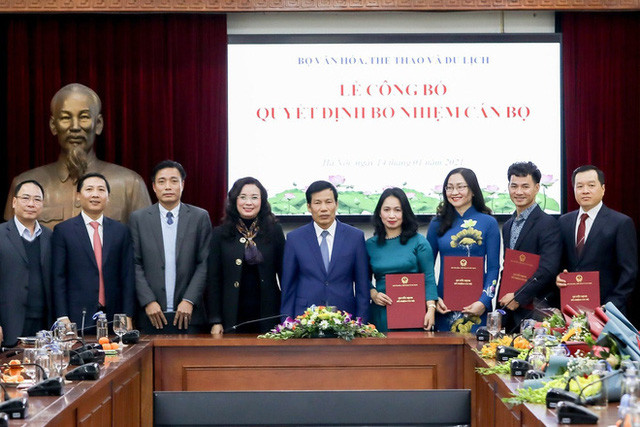 O tuoi U50, NSUT Xuan Bac quyen luc va co suc anh huong sao?-Hinh-2