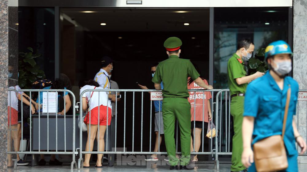 Đến nay, tổng số ca nhiễm cộng đồng từ ngày 27/4 đến nay là 256, ghi nhận ở 24 tỉnh thành.