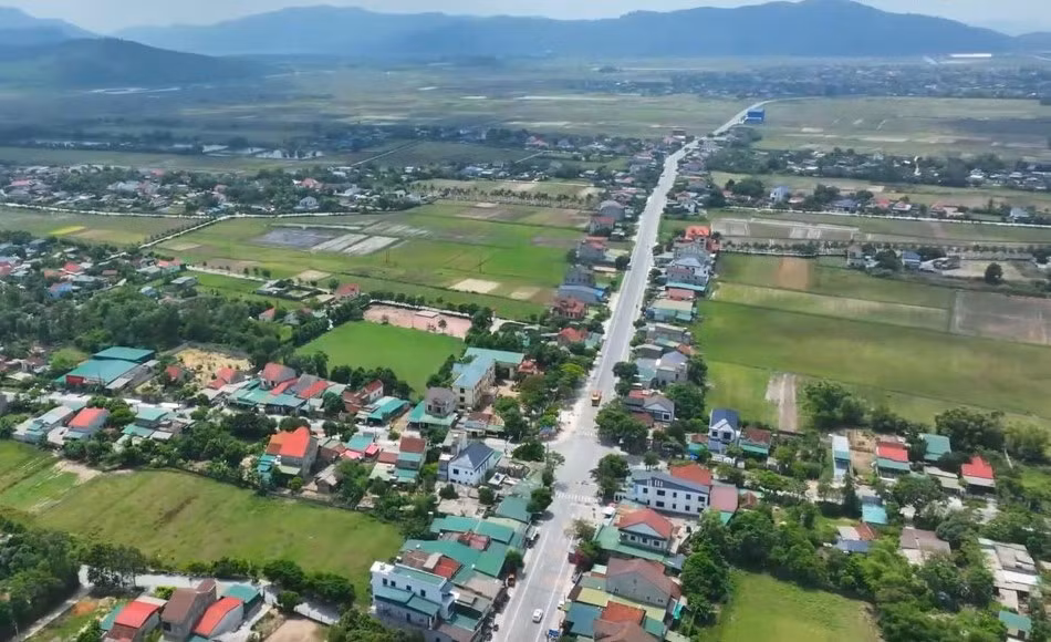 Ha Tinh dua 53 lo dat len san, khoi diem tu 727 trieu/lo