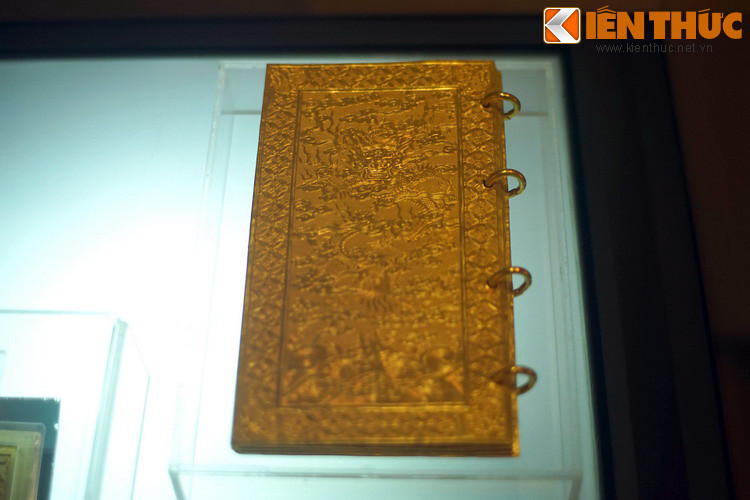 Do những biến động của lịch sử, rất nhiều kim sách đã bị hủy hoại hoặc thất lạc. Trong số các kim sách còn được lưu giữ, kim sách của vua chỉ còn đếm được trên đầu ngón tay...