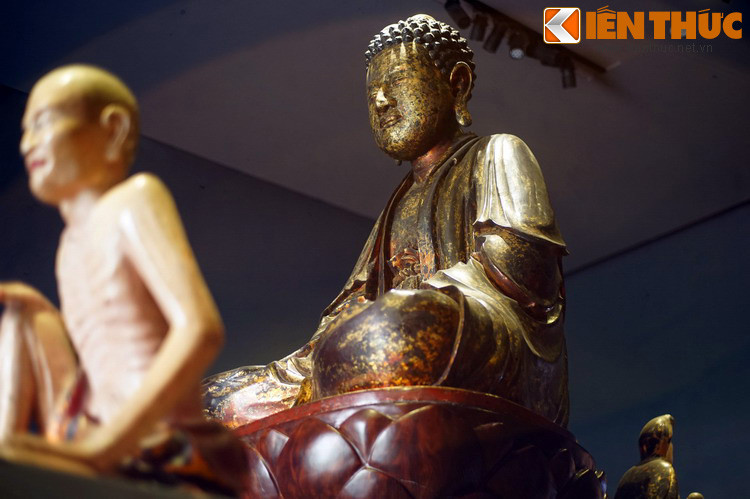 Tại ngôi chùa này, vào ngày 25/5/1791, khi đang cùng chúa Nguyễn Phúc Ánh trốn quân Tây Sơn, Nhị phi Trần Thị Đang (Thuận Thiên Cao Hoàng hậu) đã sinh Nguyễn Phúc Đảm, người về sau trở thành vua Minh Mạng.