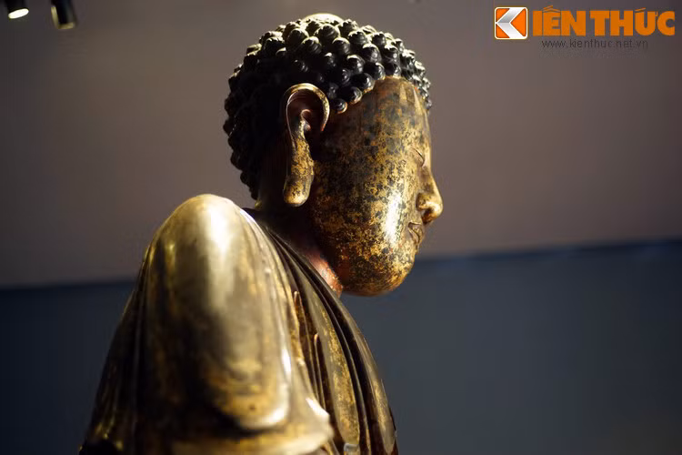 Kể từ khi giặc Pháp chiếm thành Gia Định (1859), chùa không còn ai trông, dần dần đổ nát, hoang phế. Đến năm 1880, thực dân Pháp cho triệt hạ chùa Khải Tường để xây công trình mới, đem pho tượng Phật về cất giữ ở kho Phủ Toàn quyền.