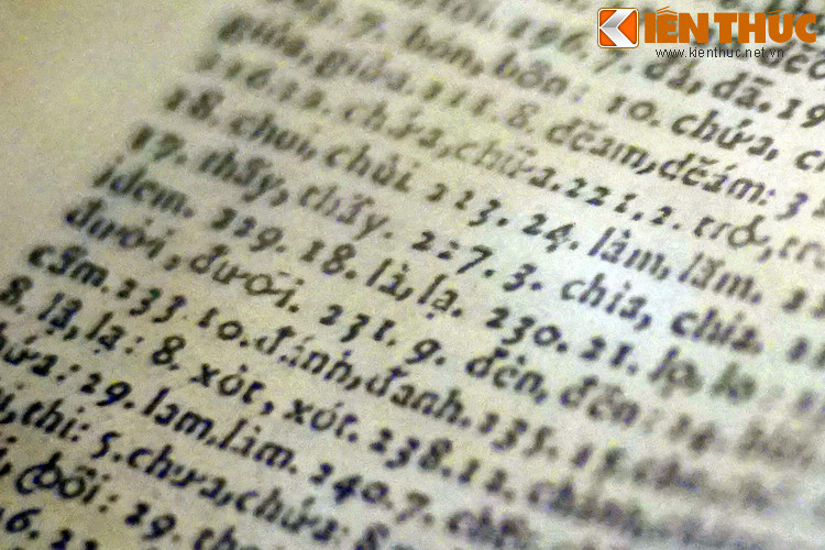 Cuối thế kỷ 18, tại Đàng Trong diễn ra cuộc chỉnh lý khiến chữ Quốc ngữ có diện mạo gần giống với ngày nay. Dưới thời thuộc Pháp, chữ quốc ngữ từng bước thay thế chữ Nho vả kể từ năm trở thành hệ chữ chính thức ở Việt Nam...