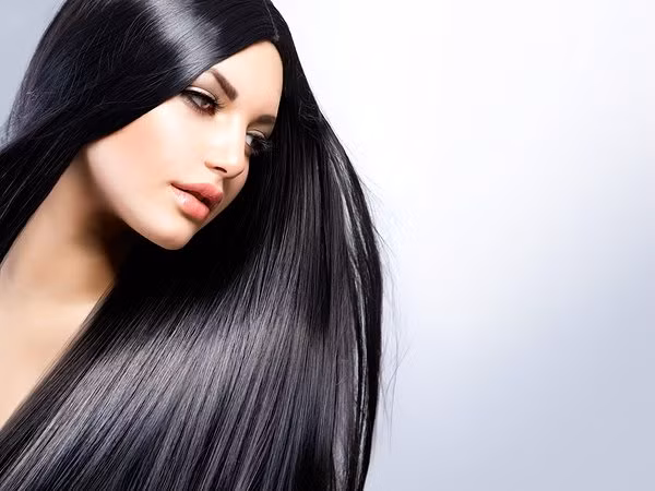  Cách chăm sóc tóc này sẽ giúp cho mái tóc của bạn sáng bóng, khỏe mạnh, sợi tóc bóng mượt hơn hẳn.