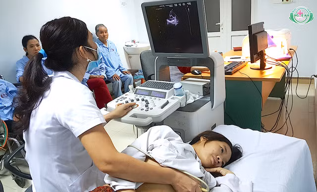 Liên tiếp cứu sống nhiều ca bệnh tim hiếm đầu năm 2017 - Hình 2 Lien tiep cuu song nhieu ca benh tim hiem dau nam 2017-Hinh-2