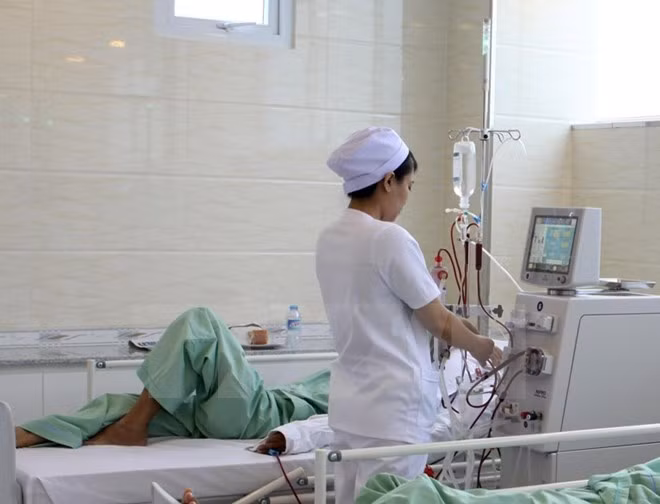 Bo Y te vao cuoc vu 20 tre cung bi viem cau than