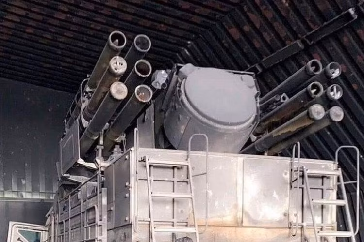 Trong ngày 18/5, lực lượng vũ trang GNA cùng đồng minh Thổ Nhĩ Kỳ đã tịch thu một hệ thống pháo - tên lửa phòng không Pantsir-S1 được chuyển giao từ UAE cho Quân đội Quốc gia Libya.