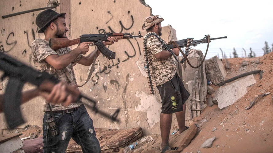 Mất căn cứ không quân Al-Watiya, binh sĩ LNA đã bị suy sụp tinh thần nặng nề, nguy cơ họ tiếp tục hứng chịu những thất bại tiếp theo là rất lớn, do vậy trong lúc này những "nhà tài trợ" cho LNA phải nhanh chóng can thiệp để chặn đà thắng lợi của GNA.