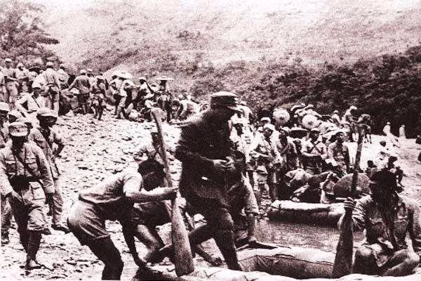 Trong ngày 1/8/1927, hơn 2 vạn quân do Chu Ân Lai và Chu Đức chỉ huy đã chiếm được thành phố Nam Xương, tuy nhiên, họ không thể giữ được thành phố này do lực lượng phản công của Quốc dân Đảng khi đó quá mạnh. Nguồn ảnh: Suhui.