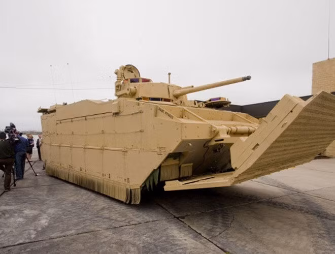 Tuy mang trong mình nhiều công nghệ, nhưng một trong những điều khiến dự án này bị đóng băng là chi phí quá cao. Có thể trong tương lai với sự nóng lên của tình hình khu vực và trên thế giới, Mỹ sẽ tái khởi động chương trình này xe bọc thép lội nước tốc độ cao này.