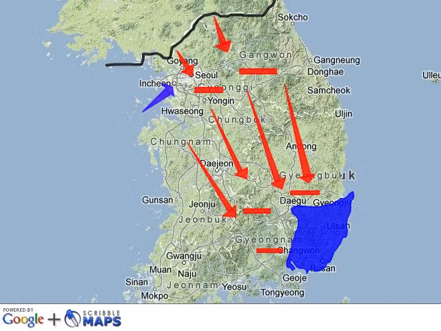Diễn ra từ ngày 4/8 tới ngyà 18/9/1950. Trận chiến Busan được coi là trận đánh đánh đầu tiên của lực lượng Liên quân do Mỹ chỉ huy trong Chiến tranh Triều Tiên và cũng sẽ là trận cuối cùng nếu lực lượng này thất bại. Ảnh: Màu xanh là khu vực vành đai Busan do Liên quân và Hàn Quốc kiểm soát, toàn bộ các khu vực còn lại trên bán đảo Triều Tiên lúc này đều nằm trong sự kiểm soát của Bắc Hàn. Nguồn ảnh: Googlemaps.