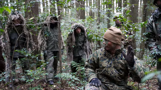 Dù cách thức chiến tranh đã có phần thay đổi qua thời gian với sự phát triển của khoa học kỹ thuật, tuy nhiên những kỹ năng và nhiệm vụ của lực lượng bắn tỉa vẫn gần như được giữ nguyên vẹn, điểm thay đổi duy nhất chính là độ hiện đại của các trang thiết bị họ mang theo người. Nguồn ảnh: Marines.