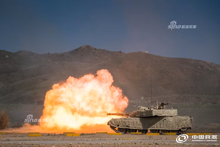 Năm nay, ngày hội thiết giáp quân sự Norinco hay còn gọi là Norinco Armour Day đã được tổ chức lần thứ hai và đã bắt đầu diễn ra từ trung tuần tháng 8 vừa rồi, thu hút được rất nhiều sự quan tâm của bao giới trong và ngoài Trung Quốc. Nguồn ảnh: Sina.