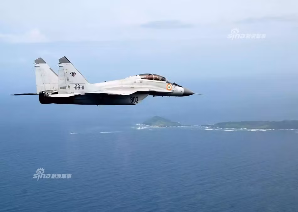 Với việc có thể tự sản xuất bom thông minh và tự trang bị cho nhiều loại máy bay của lực lượng không quân, khả năng tấn công mặt đất của Không quân Ấn Độ rõ ràng đã được nâng lên một tầm cao mới. Nguồn ảnh: Sina.