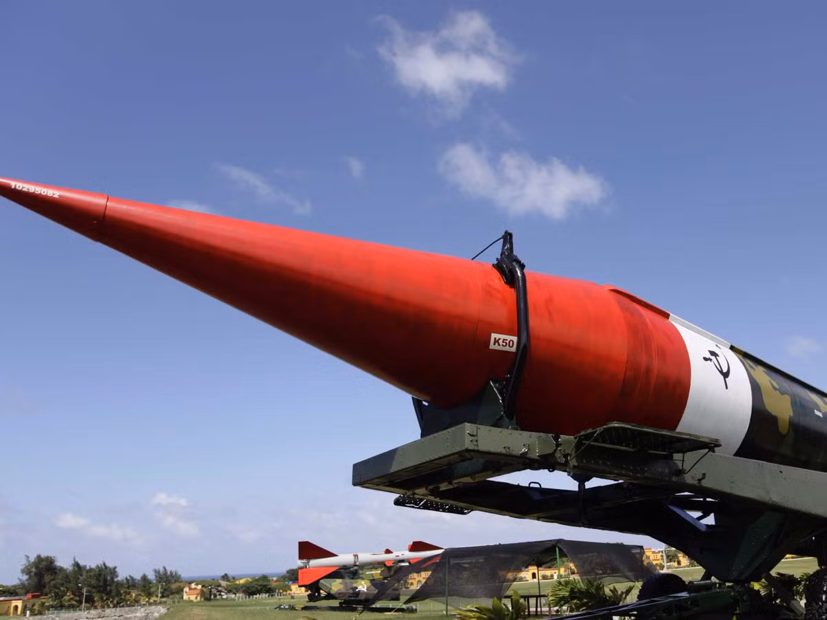 Trong số đó có 1.790 đầu đạn được cho là đã và đang được triển khai, trong tình trạng sẵn sàng chiến đấu, 2700 đầu đạn dự trữ và số còn lại là lượng đầu đạn đã được loại thải do hết hạn. Nguồn ảnh: BI.