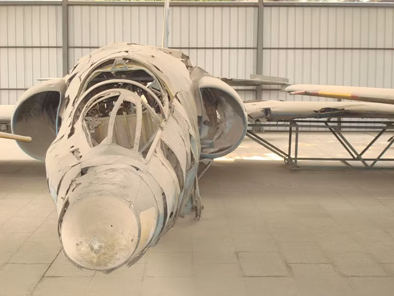 Ngoài việc do thám Liên Xô, U-2 còn được sử dụng trong Chiến tranh Việt Nam và do thám cả ở Trung Quốc. Từ những năm 1962 tới 1972, Đài Loan đã thực hiện khoảng 104 phi vụ do thám bằng máy bay U-2 ở Trung Quốc, trong đó, có tới 5 chiếc bị Trung Quốc bắn hạ. Việc Trung Quốc bắn hạ được các máy bay U-2 của Đài Loan đã xếp nước này vào 1 trong 2 nước duy nhất trên thế giới từng bắn hạ được máy bay do thám U-2. Ảnh: Xác chiếc U-2 bị Trung Quốc bắn hạ được mang ra trưng bày ở nước này. Nguồn ảnh: Word.