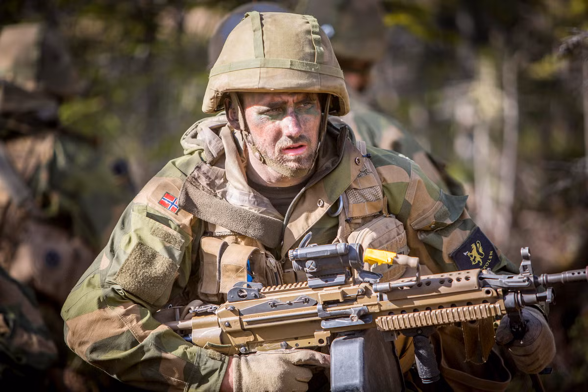 Các trang thiết bị của Quân đội Nauy đều được "chuẩn hóa" theo tiêu chuẩn của NATO. Nguồn ảnh: Chosul.