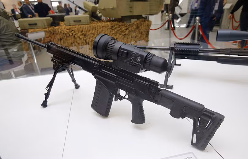 Một biến thể khác của SVK có tên Samozaryadnaya sử dụng cỡ đạn 7,62x51mm với hộp tiếp đạn 20 viên. Nguồn ảnh: Kalashnikov.