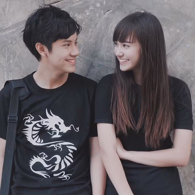 Bên cạnh việc chụp ảnh quảng cáo kem, Marisa Kaapro còn là người mẫu cho nhiều thương hiệu thời trang tuổi teen của Thái.