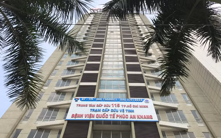 Bệnh viện Phúc An Khang có 4.000 bệnh nhân đăng ký khám bảo hiểm y tế, 14 bệnh nhân chạy thận nhân tạo lâu năm. Trung bình mỗi ngày nơi đây tiếp nhận khoảng 100 bệnh nhân, ngoài ra còn có khách khám theo đoàn. Tuy nhiên, với công suất này, bệnh viện chỉ mới khai thác tầng trệt của 5 block và tầng trên của 2 block khu nhà.