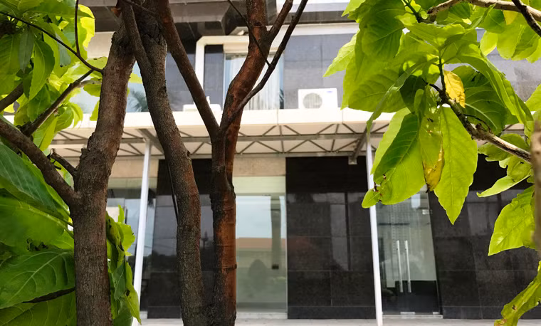 Cảnh đìu hiu của bệnh viện Quốc tế 2.500 tỷ sau khi chính thức ngưng hoạt động.