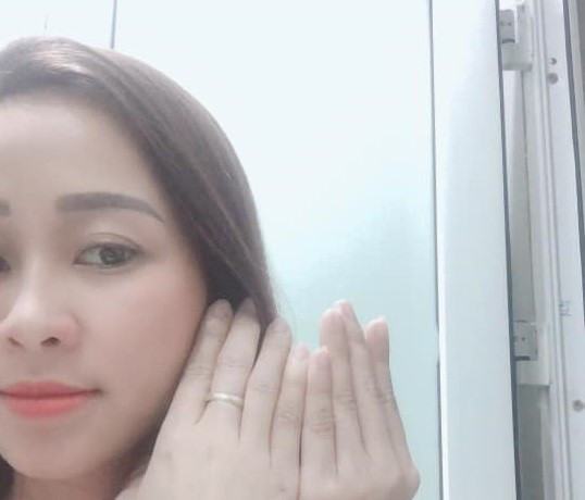 Đến tối cùng ngày, không thấy chị Tú Anh về nên gia đình đã đi tìm khắp nơi nhưng không được. Gia đình đã đến nhà người thân, bạn bè của chị Tú Anh để tìm nhưng vẫn không có kết quả. 