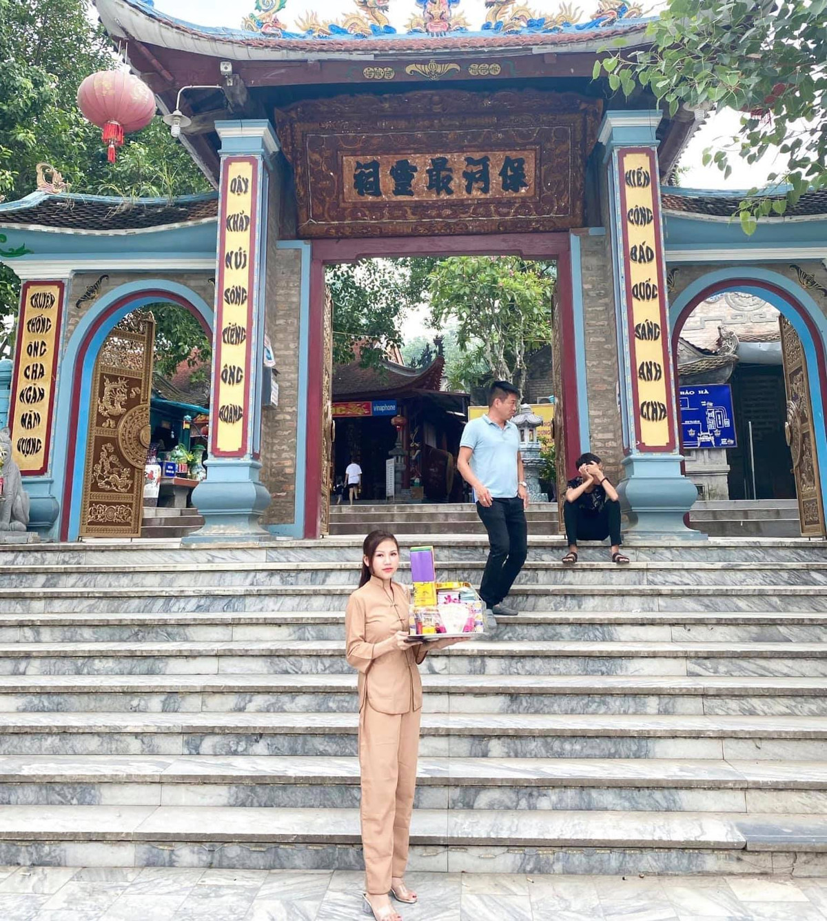 Kết quả điều tra ban đầu xác định Nguyễn Thị Lan là đối tượng chính trực tiếp môi giới, sau khi nhận tiền Lan trực tiếp bán dâm và điều gái đến bán dâm cho khách mua dâm tại địa chỉ do Lan sắp xếp. 