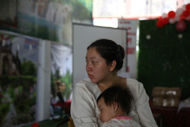 Sẽ giám định tâm thần với cô dâu “bom” 150 mâm cỗ ở Điện Biên - Hình 2 Se giam dinh tam than voi co dau “bom” 150 mam co o Dien Bien-Hinh-2