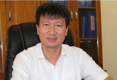 Sau đó, ông làm Bí thư Huyện ủy, Chủ tịch HĐND huyện Văn Yên khóa XV, nhiệm kỳ 2015-2020, Ủy viên Ban Chấp hành Đảng bộ tỉnh khóa XVIII, đại biểu HĐND tỉnh cho đến 9/2019. Từ 10/2019 - 9/2020, ông là Ủy viên Ban Thường vụ Tỉnh ủy khóa XVIII, Trưởng Ban Tổ chức Tỉnh ủy.