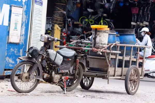 Các phương tiện này đều đã xuống cấp, thông số kỹ thuật, chất lượng và mẫu mã của xe gần như đã bị hư hỏng, không đảm bảo an toàn khi tham gia giao thông.