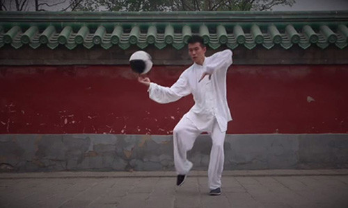 Thuong thuc man mua quyen sieu dang voi 3 trai bong ro