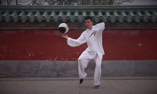 Thuong thuc man mua quyen sieu dang voi 3 trai bong ro