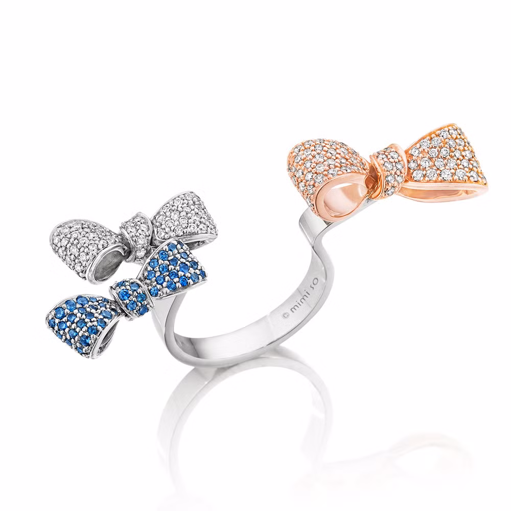 Hãng Mini So cũng ra mắt chiếc nhẫn gắn 3 chiếc nơ trị giá 195 triệu đồng.