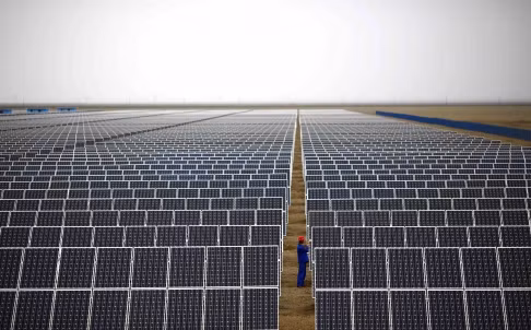 Ngoài trụ sở chính tại Bắc Kinh, tập đoàn Hanergy còn có chi nhánh tại các tỉnh trên toàn Trung Quốc cũng như ở châu Mỹ, châu Âu, Trung Đông, châu Á-Thái Bình Dương, châu Phi và các khu vực khác trên thế giới.