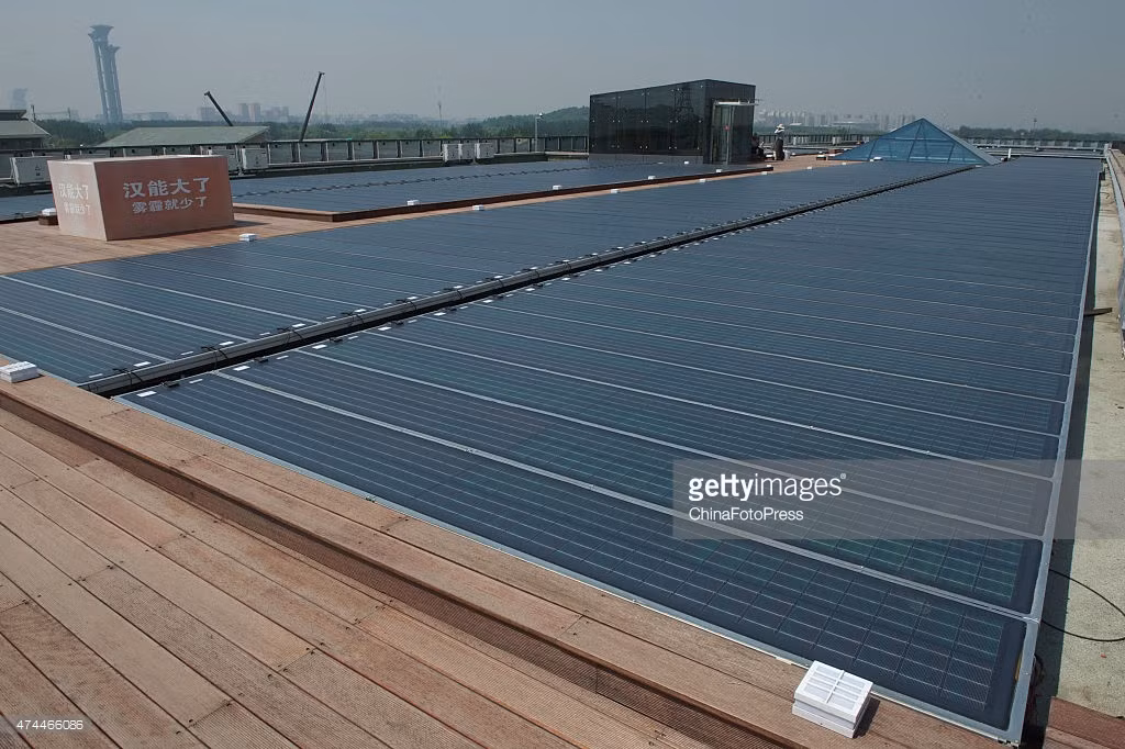 Hanergy đứng đầu trong số các doanh nghiệp năng lượng mặt trời màng mỏng trên toàn thế giới về giá trị thị trường, công nghệ và tầm cỡ.